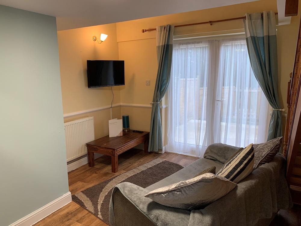 יאוביל Halfway House Inn Country Lodge מראה חיצוני תמונה