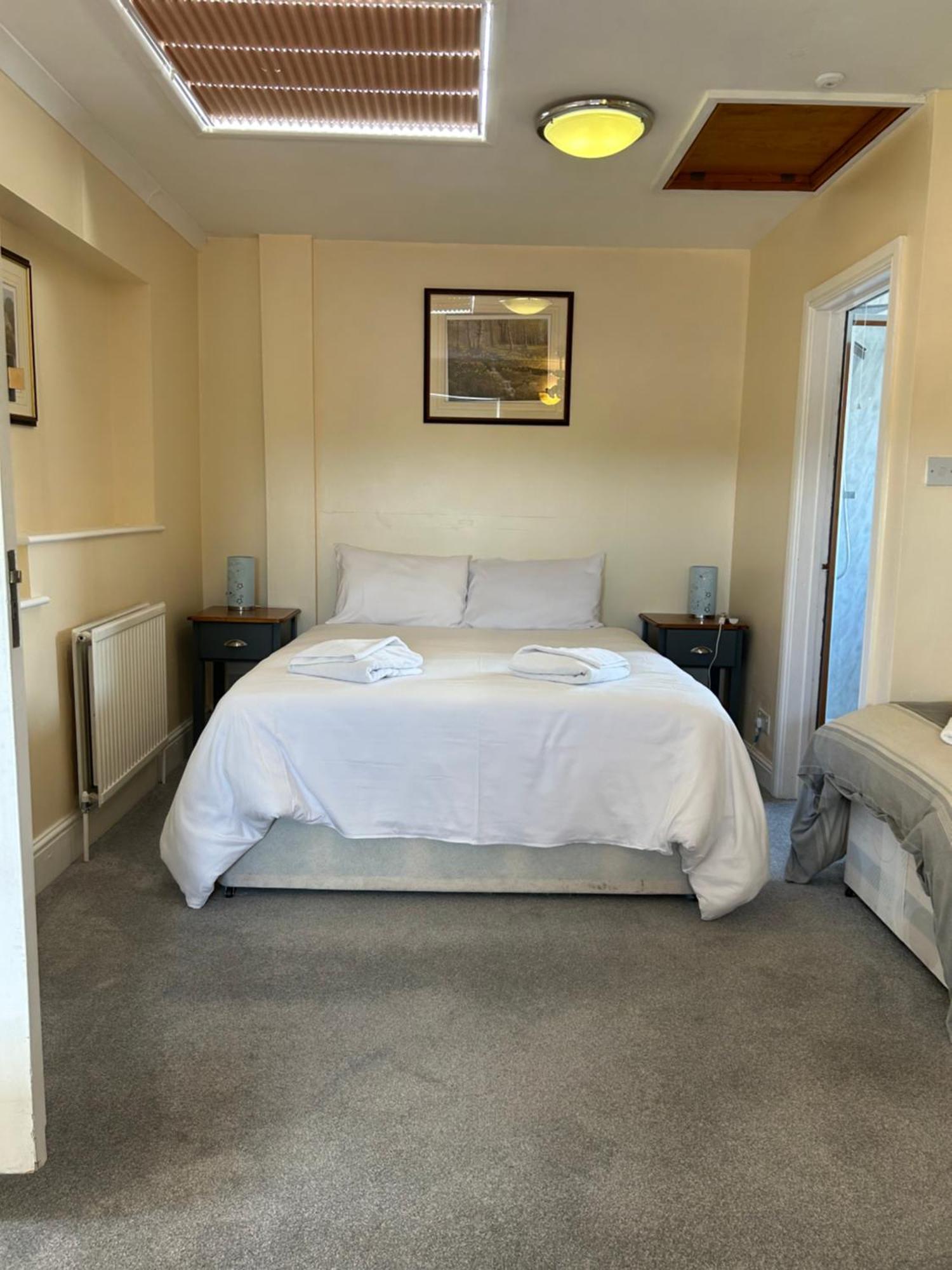יאוביל Halfway House Inn Country Lodge מראה חיצוני תמונה