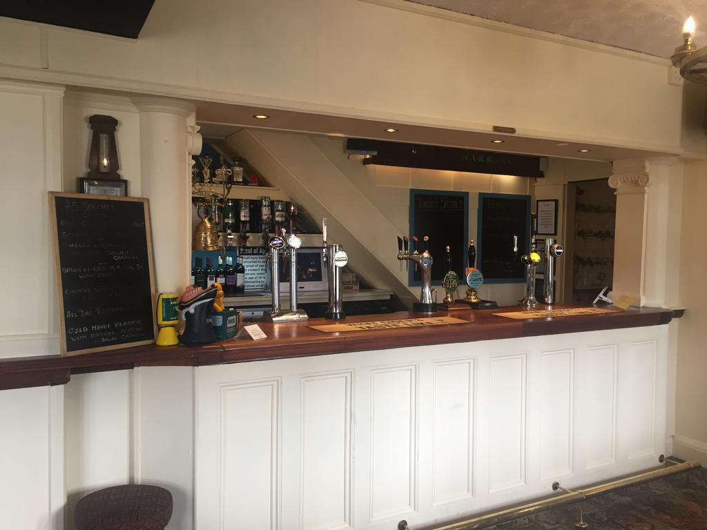 יאוביל Halfway House Inn Country Lodge מראה חיצוני תמונה