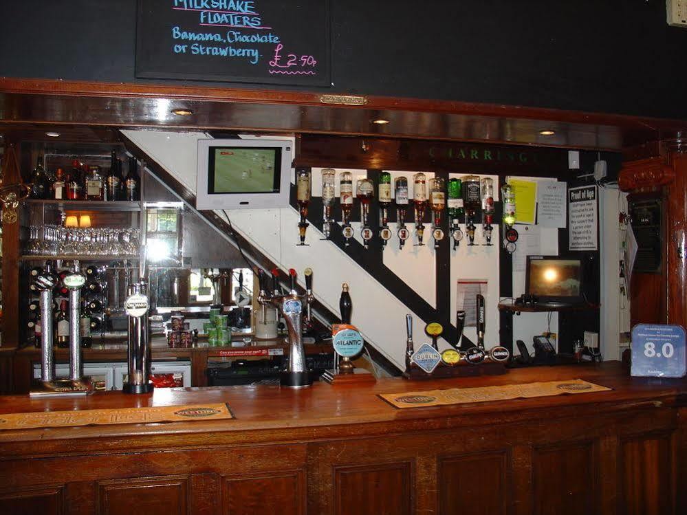 יאוביל Halfway House Inn Country Lodge מראה חיצוני תמונה