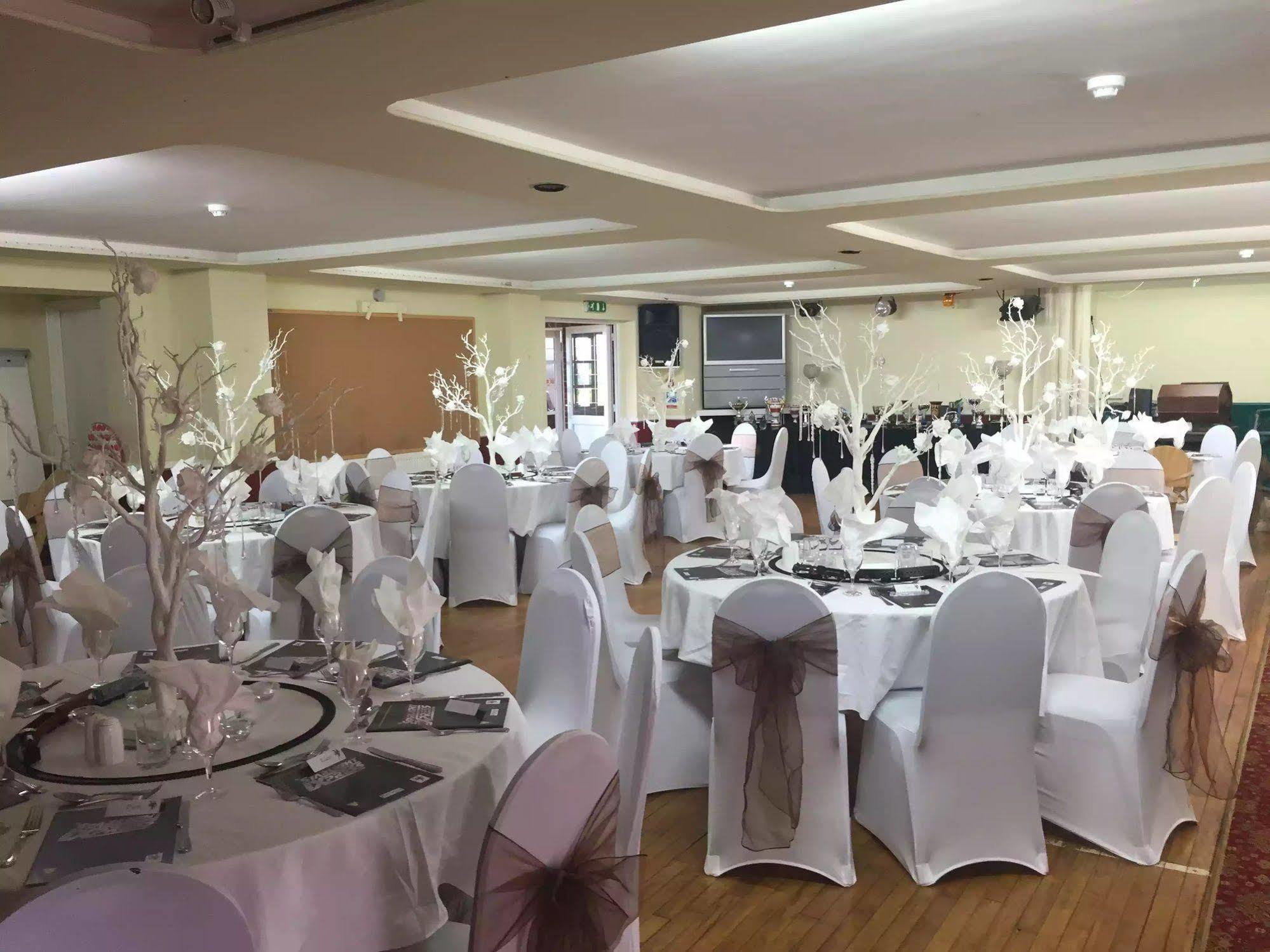 יאוביל Halfway House Inn Country Lodge מראה חיצוני תמונה